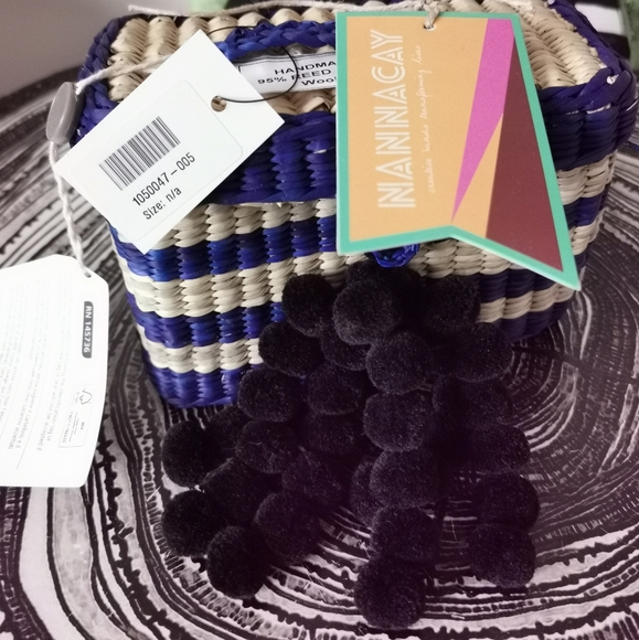 Nannacay Straw handbag Tote w Pom poms Beach bag Brand New w tag Handmade Travel - Picture 11 of 16